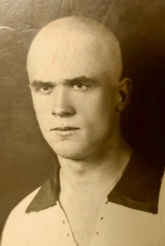 На фото — Василий Александров, фото: из семейного архива, публикуется впервые